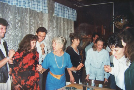 1995 vysoká 44